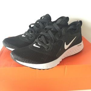 Womens Nike Legend React running shoes